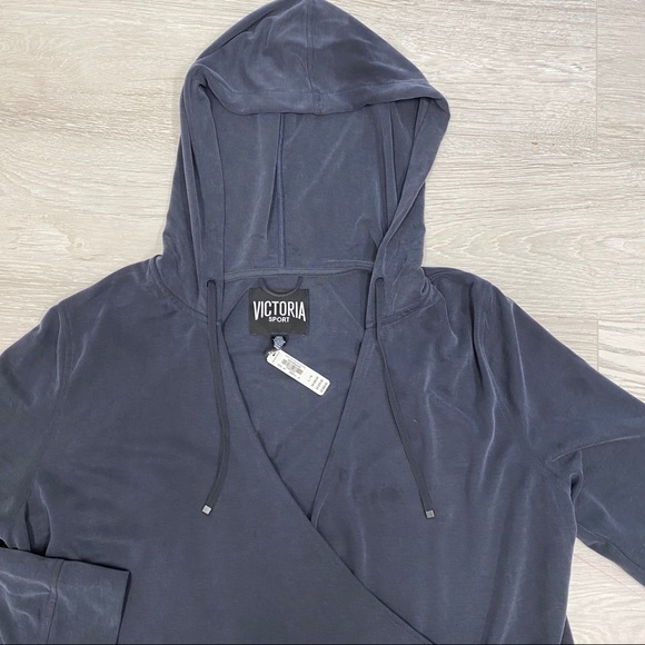 Victoria’s Secret Sport Wrap Hoodie Top NWT - Picture 2 of 9